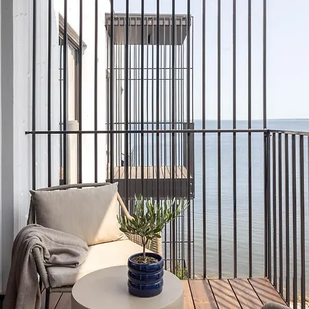 Penthouse With Stunning Seaview アパート